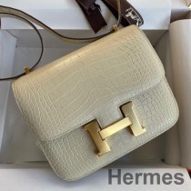 Hermes Constance 18 Handmade Bag In Vanille Matte Alligator Leather