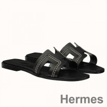 Hermes Oran Sandals In Black Leather With Stitched Detail