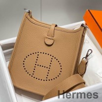 Geanta Hermes Evelyne III TPM Din Piele Chai Clemence
