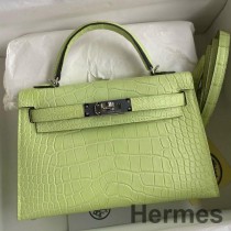 Geanta Hermes Kelly Mini II Sellier lucrata manual din piele de aligator mat Jaune Bourgeon