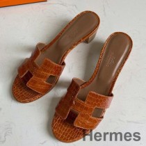 Sandale Hermes Oasis În Crocodil Niloticus Maro strălucitor
