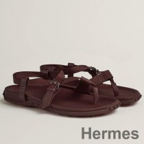 Vnitřní sandály Hermes z burgundské kůže a stuhy