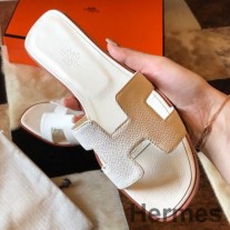 Hermes Oran Slide Sandaalit Beton Epsom Calfskin