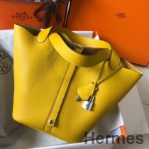 Hermes Picotin Lock 22 laukku keltaista Clemence-nahkaa