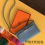 Hermes Kelly Classique To Go -lompakko sinisessä Jean Epsom Calfskinissa