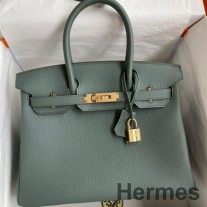 Hermes Birkin 30 Retourne Handgefertigte Tasche aus Vert Amande Clemence Leder