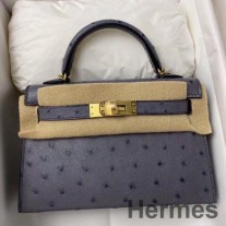 Handgefertigte Tasche Hermes Kelly Mini II aus Straußenleder in Gris Achat