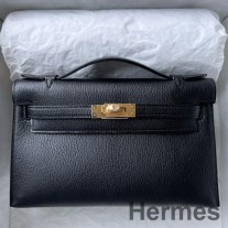 Handgefertigte Tasche Hermes Kelly Pochette aus schwarzem Chevre Mysore Leder