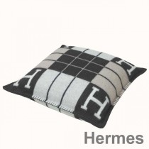 Hermes Schwarzes kleines Avalon III Kissen