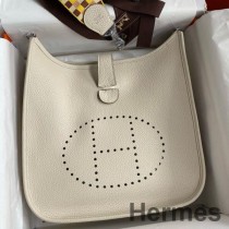 Hermes Evelyne III PM 29 Handgefertigte Tasche aus Craie Clemence-Leder