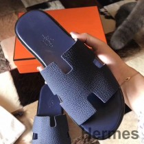 Hermes Izmir Sandalen aus marineblauem Clemence-Leder