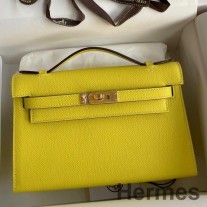 Hermes Kelly Pochette Handgjord väska i lime Epsom kalvskinn