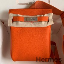 Hermes Hac a Dos PM-ryggsäck i orange Clemence-läder