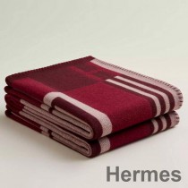 Hermes Ithaque filt i Bordeaux ull och kashmir