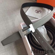 Hermes Quizz 32 mm vändbart bälte i grått Clemence-läder