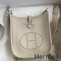 Borsa Hermes Evelyne Mini fatta a mano in pelle Craie Clemence