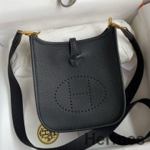 Borsa Hermes Evelyne Mini fatta a mano in pelle Clemence nera