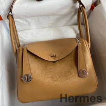 Bolsa Hermes Lindy 26 feita à mão em couro Biscuit Clemence