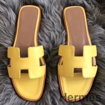 Sandálias Hermes Oran em couro Swift amarelo
