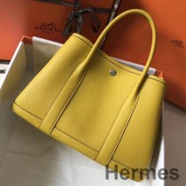 Bolsa Hermes Garden Party 36 em couro Clemence amarelo