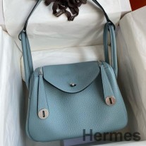 Mála Lámhdhéanta Hermes Lindy 26 I Leathar Ciel Clemence