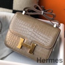 Mála Lámhdhéanta Hermes Constance 18 I crogall cabhraithe Taupe