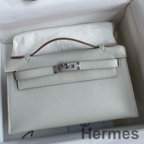 Hermes Kelly Pochette ručno izrađena torba od biserno sive brze teleće kože