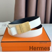 Obojstranný opasok Hermes Typo 32 mm z bielej epsomskej teľacej kože