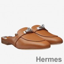 카라멜 송아지 가죽 소재의 Hermes 오즈 뮬