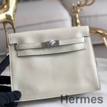 Ręcznie robiona torba Hermes Kelly Danse z białej skóry Swift