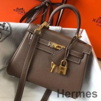 Bolso Hermes Kelly de 20 cm en cuero Clemence color topo GHW