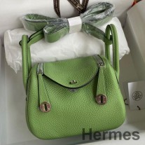 Bolso Hermes Mini Lindy hecho a mano en cuero Vert Criquet Clemence