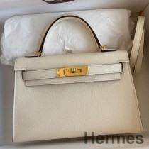 Bolso Hermes Kelly Mini II Sellier hecho a mano en piel de becerro Nata Epsom