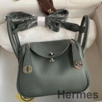 Bolso Hermes Mini Lindy hecho a mano en cuero Vert Amande Clemence