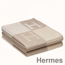 Hermes Beige Avalon III Plaid