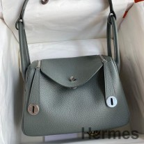 Hermes Lindy 26 Handmade Bag In Vert Amande Clemence Leather