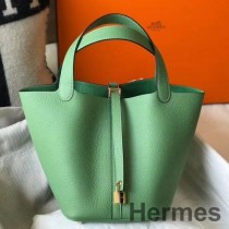 Hermes Picotin Lock 22 Bag In Vert Criquet Clemence Leather
