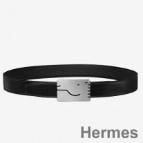 Hermes fekete A Cheval övcsat 32 MM megfordítható bőr