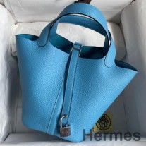 Hermes Picotin Lock 18 kézzel készített táska kék du Nord Clemence bőr színben