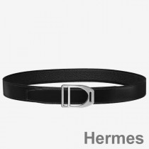 Hermes Etrier csatos öv és fekete Clemence 32 MM szíj