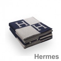 Hermes mørkeblå Avalon-teppe