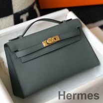 Hermes Kelly Pochette-veske i Vert Amande Epsom-skinn