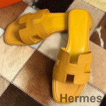Hermes Oran Slidesandaler i gult Epsom kalveskinn